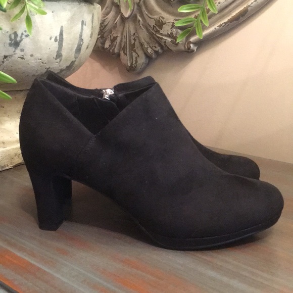 Xappeal Austen Women’s Bootie in Black Size 8 - Picture 3 of 9